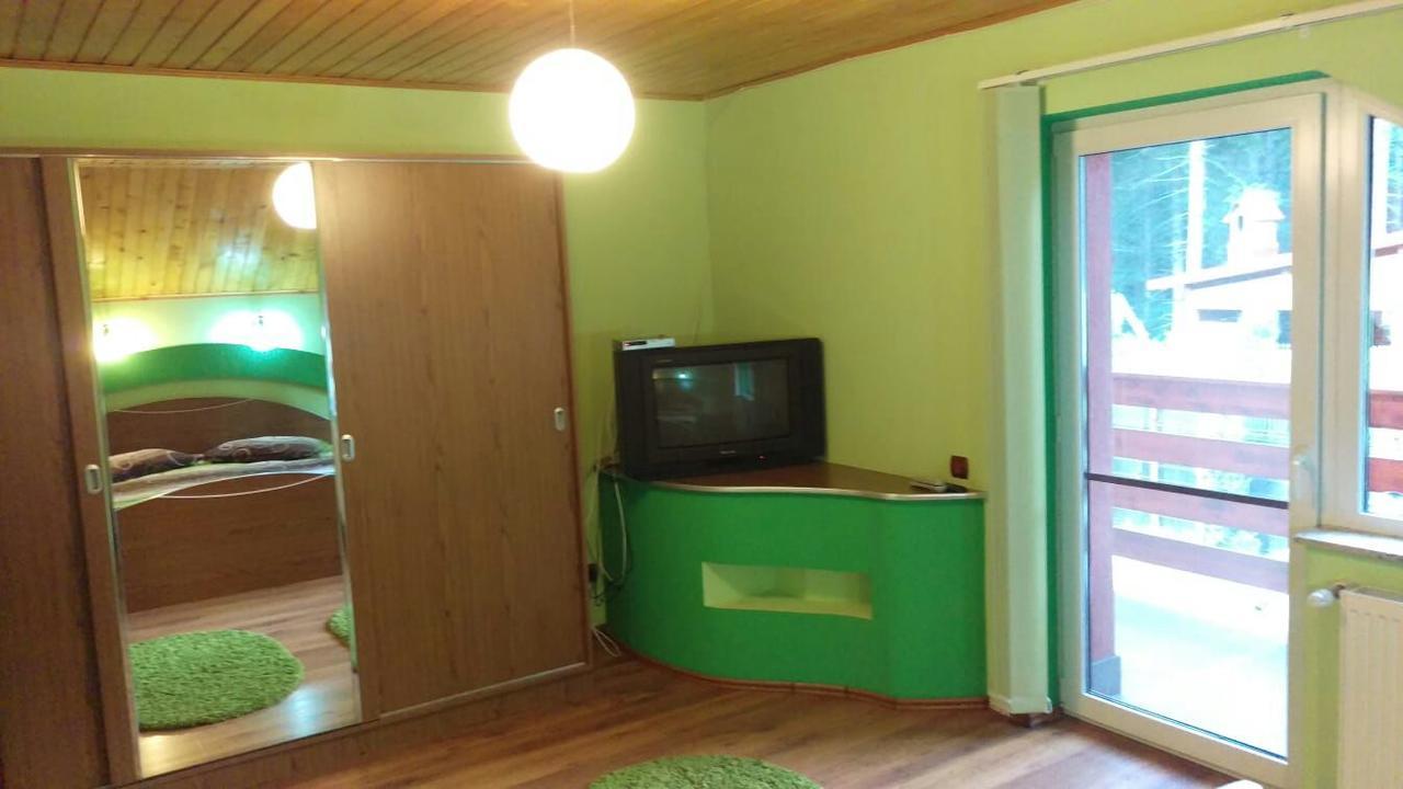 Casa De Vacanta Paraul Rece Exterior foto